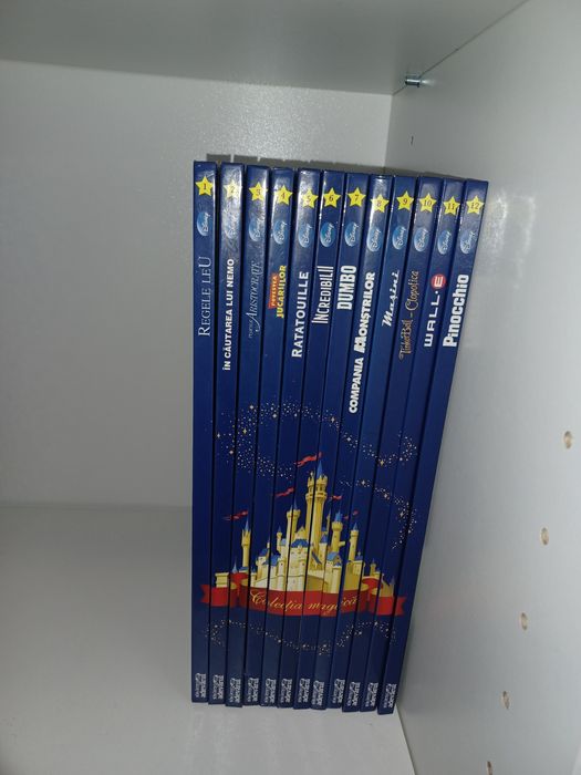 Colecția Disney adevărul roșie