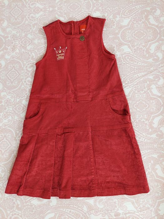 Sarafan reiat grena fata 8-9 ani