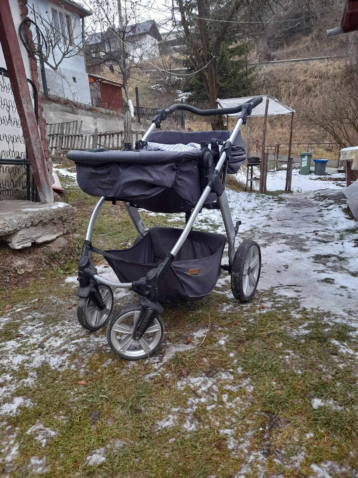 Carucior bebe 2 in 1