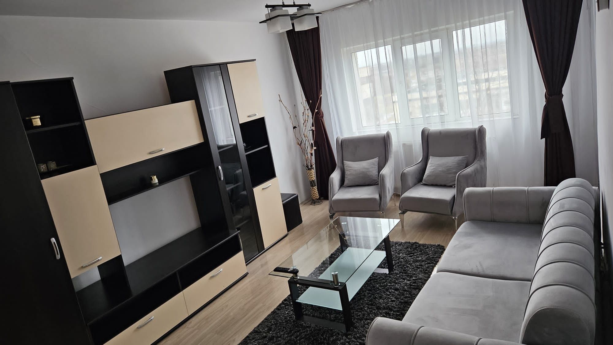 apartamente de vanzare titu