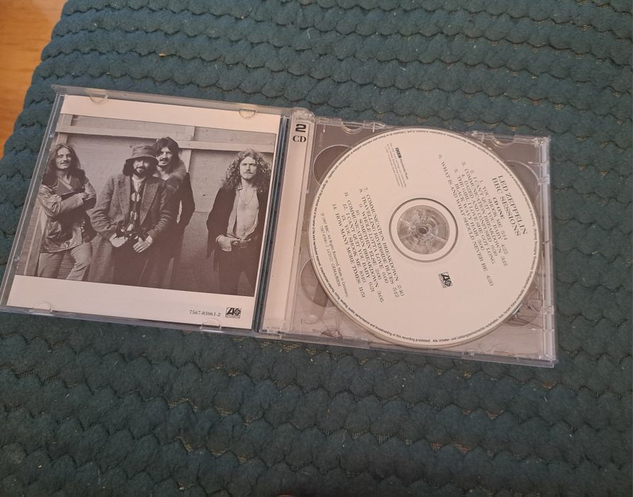 Рок, пънк, метъл дискове