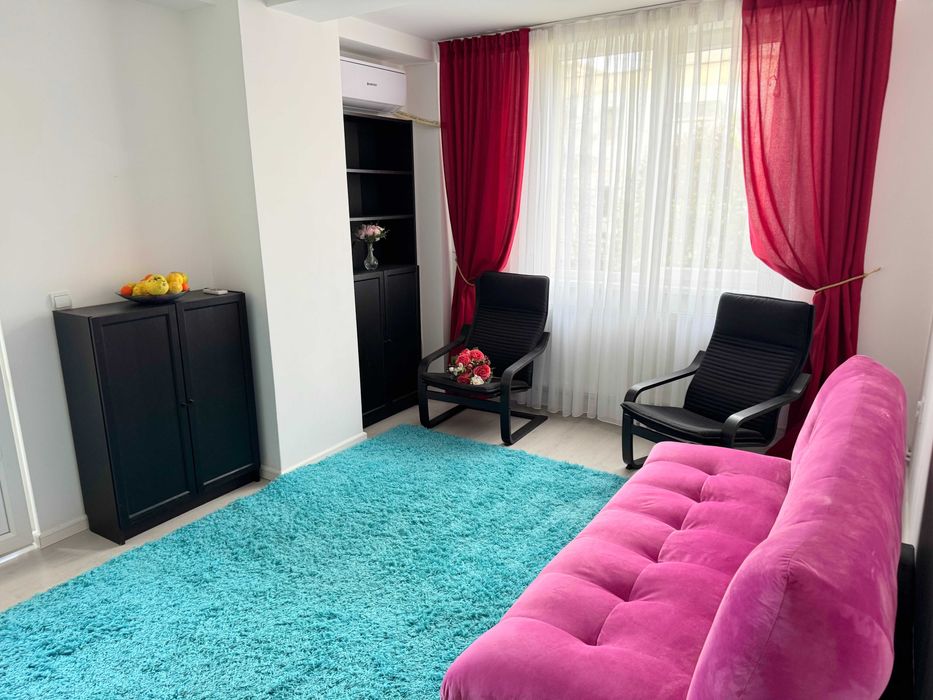 Brazda lui Novac, bloc nou, 2 camere decomandate, loc parcare, mobilat