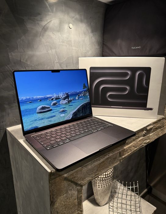 3 cycle! КАТО ЧИСТО НОВ Macbook Pro M4 14 inch Space Black