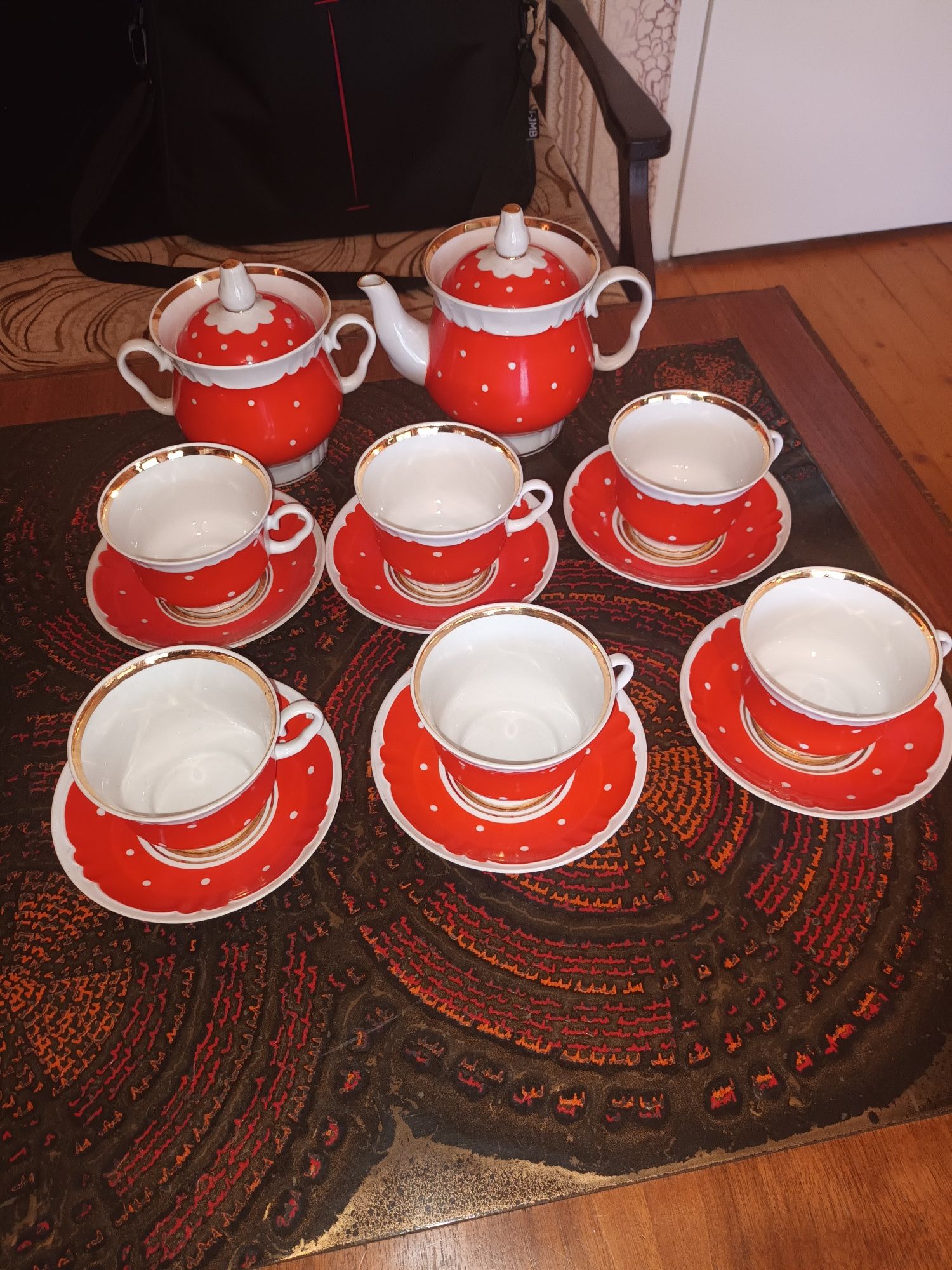 Комплект за чай и кафе