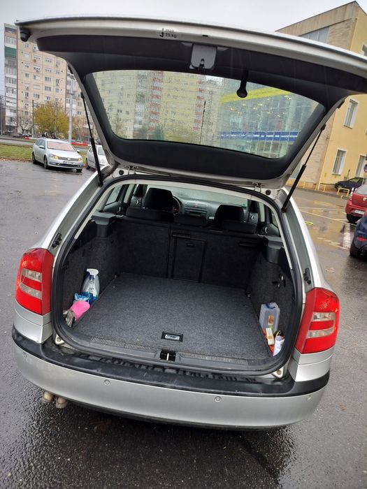 Vând Skoda Octavia 2