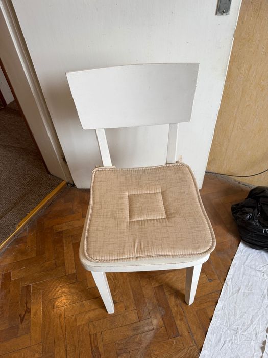 Кухненски столове