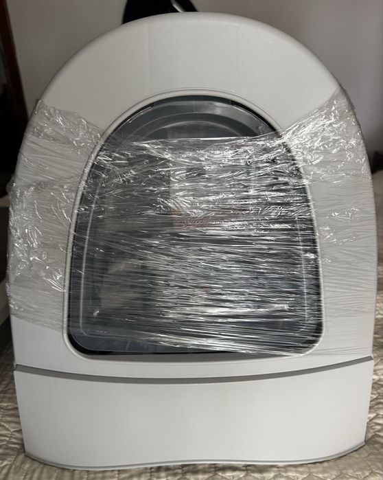 Set accesorii pentru pisici (litiera, asternut,mancare, zgardita)