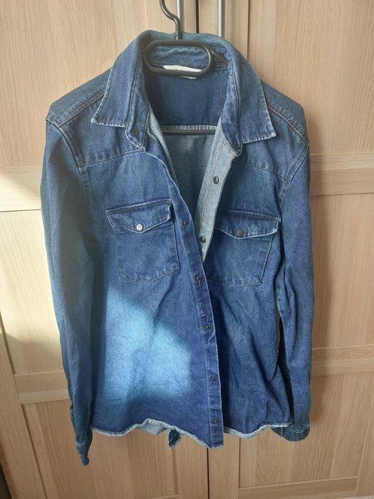 Връхни дрехи, L размер, 10лв