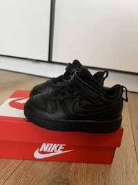 Обувки Nike 22