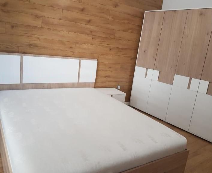 Дава се под наем Двустаен апартамент в Пловдив, Кършияка - 70 кв.м за 500 € - Снимка #1