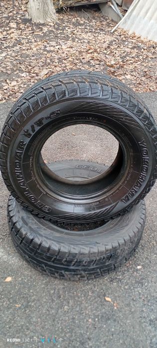 Продам Зимние шины Yokohama Geolandar   265/70 R16, 2 шт.