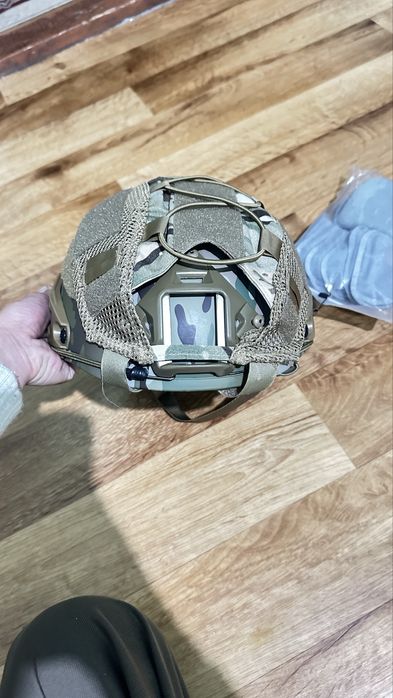 Продам каску военую