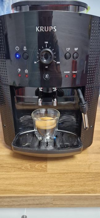 Vând expresor de cafea krups