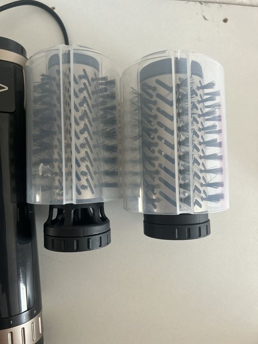 Фэн- щетка rowenta