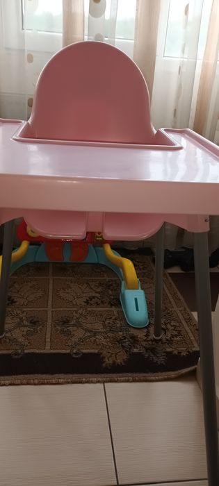 Scaun de masă roz tip Antilop