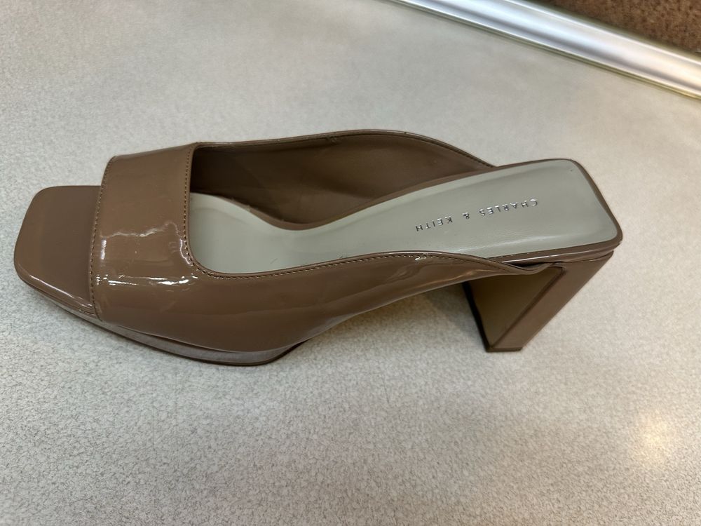 Charles & Keith 39 размер