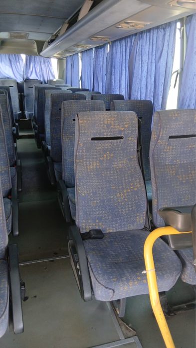 Vand microbuze transport persoane