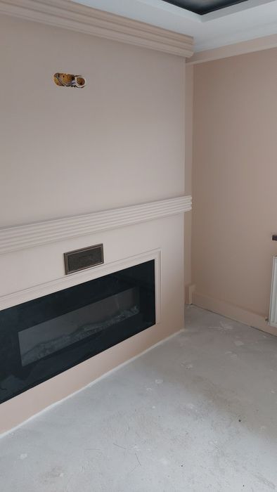 Meseriași executam următoarele: