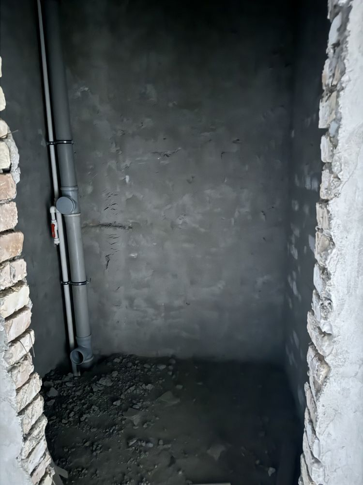 1-etaj padvali bilan va 2-etajda 2ta 1xonalik kvartiralarimiz sotiladi