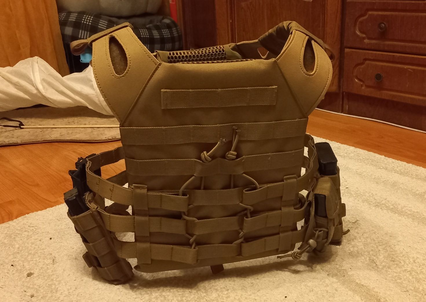 Vesta Plate Carrier GFC Tactical Tan