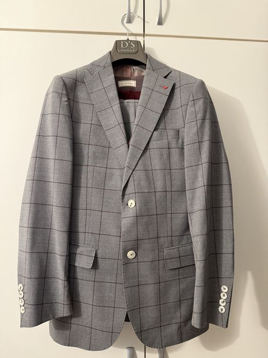 Costum gri elegant Damat marimea 46
