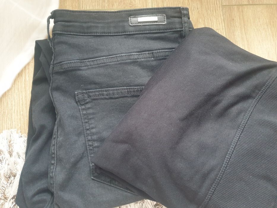 Blugi skinny, talie inalta, marimea 44, culoarea negru