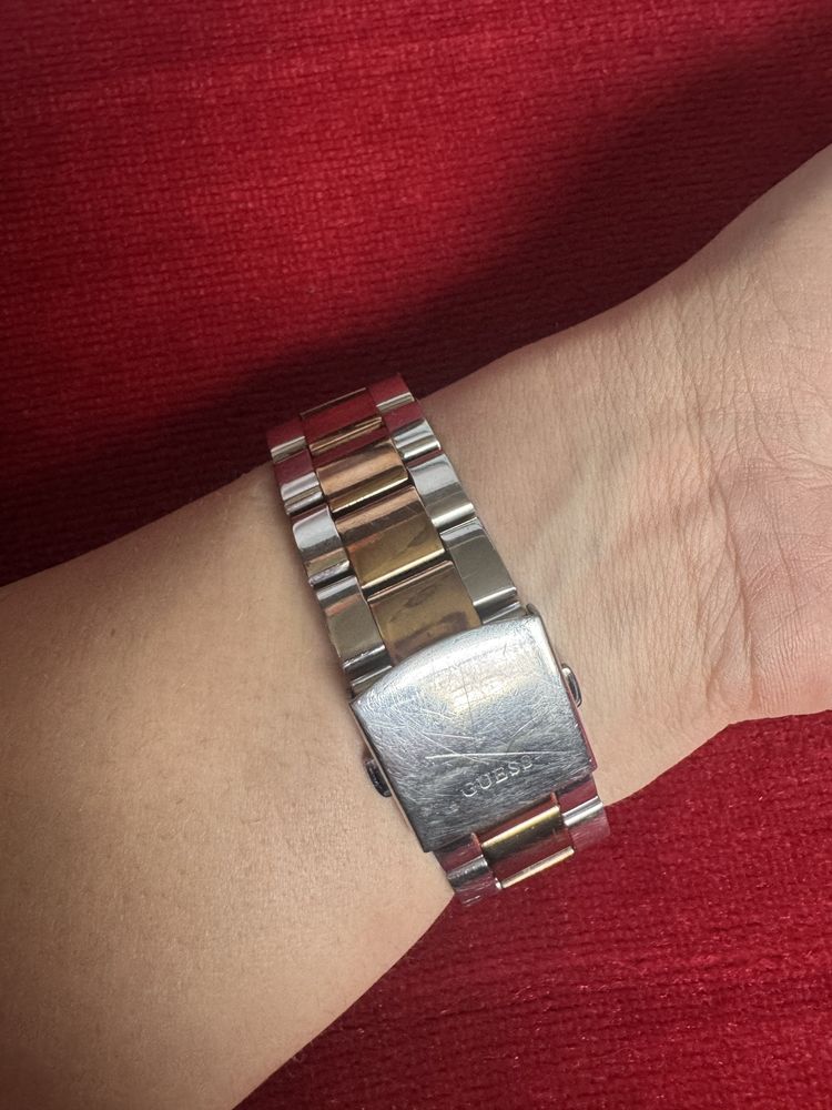 Дамски часовник fossil,guess