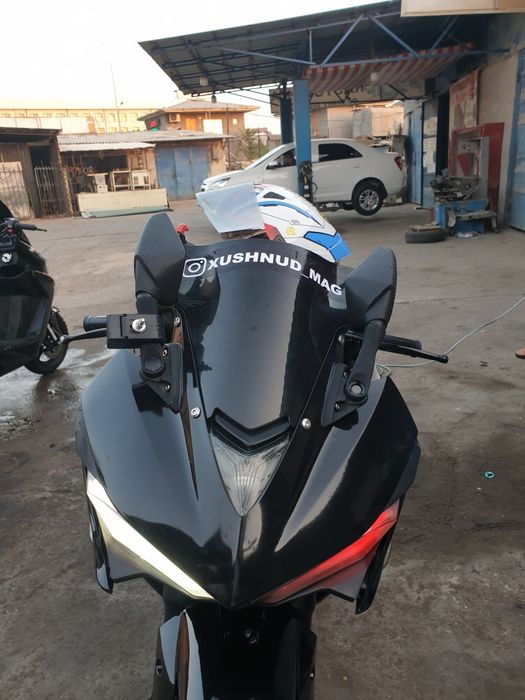 Moto yamaha r3  400kub