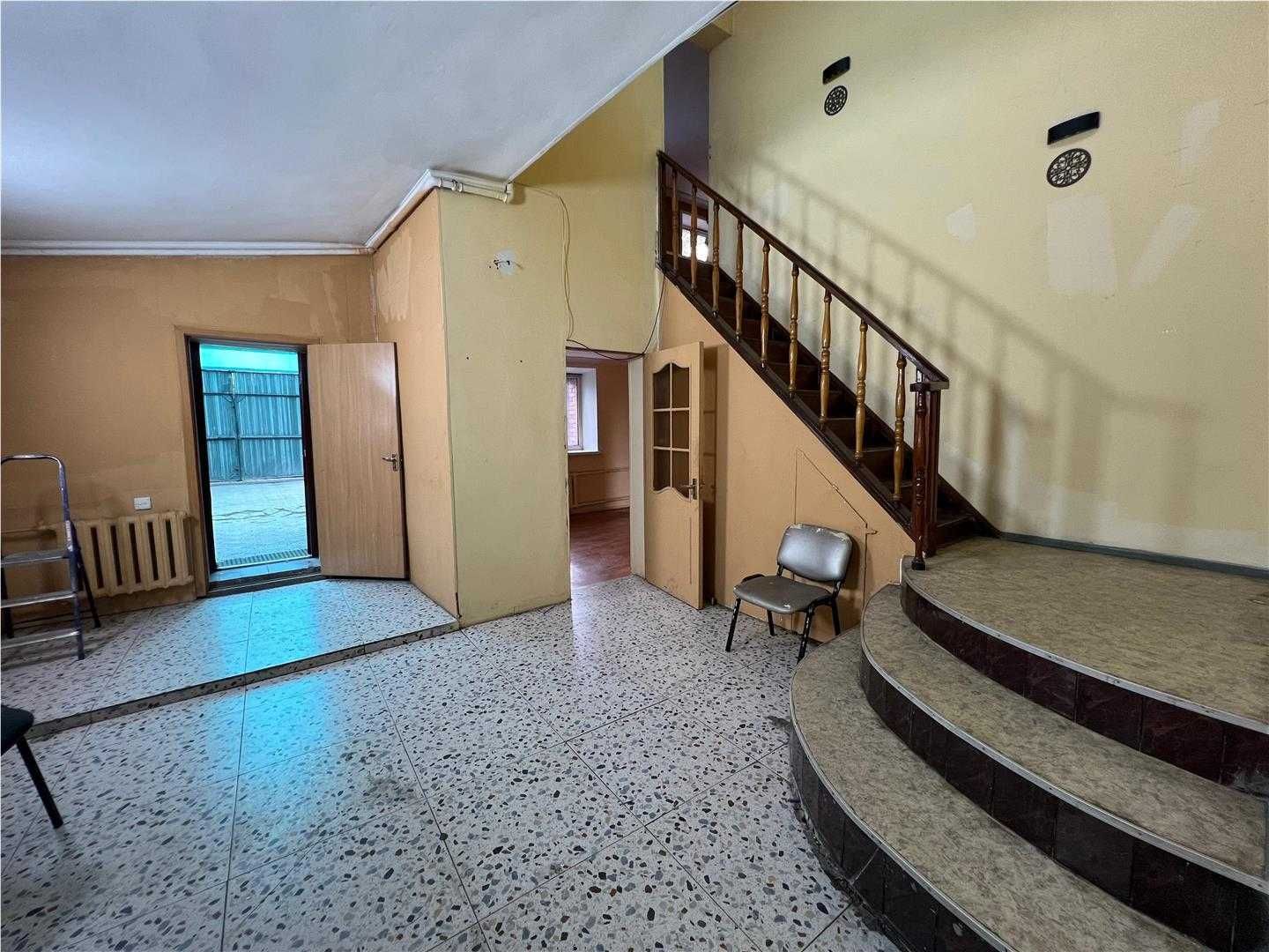Продаю дом 300 кв.м. по ул. Рахимова
