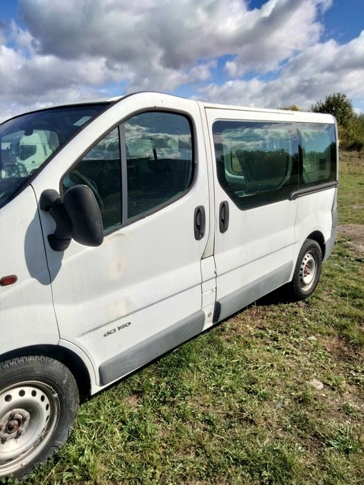 Renault Trafic motor 2,5