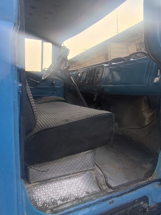 ЗИЛ сотилади холати зўр