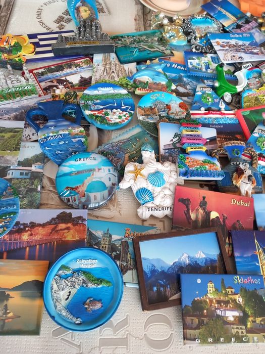 Vand colecție de magneti