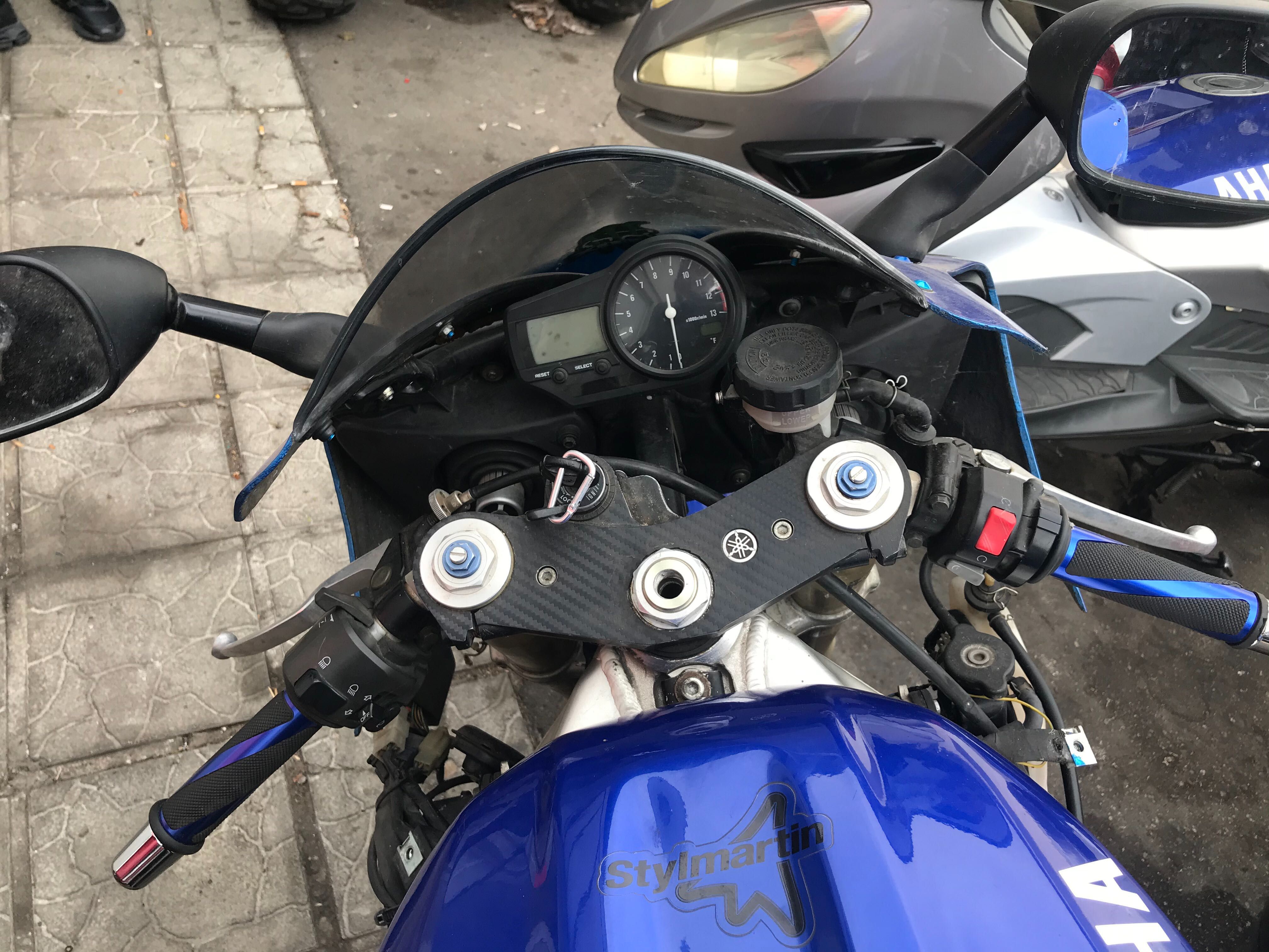 Yamaha R1 на ЧАСТИ