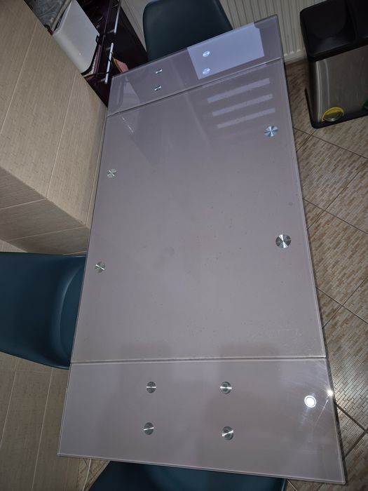 Masa si 4 scaune