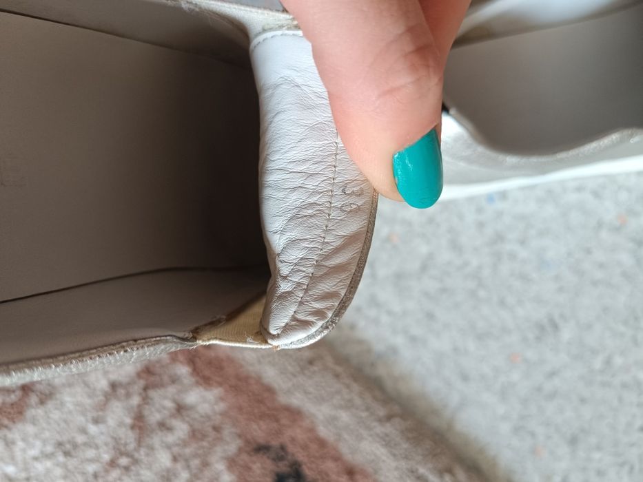 Vând pantofi Musette