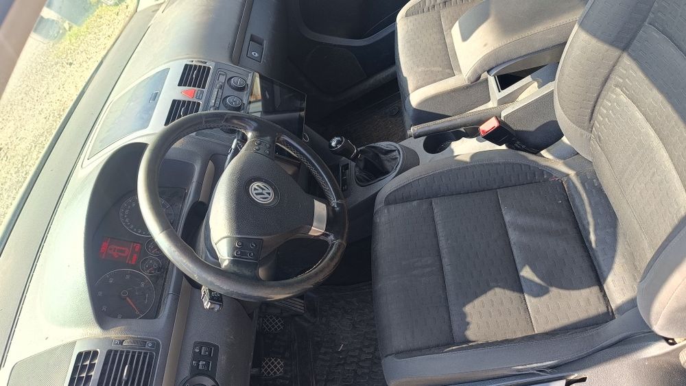 Piese motor cutie volanta navigație ușa haion far volan vw Touran 2008