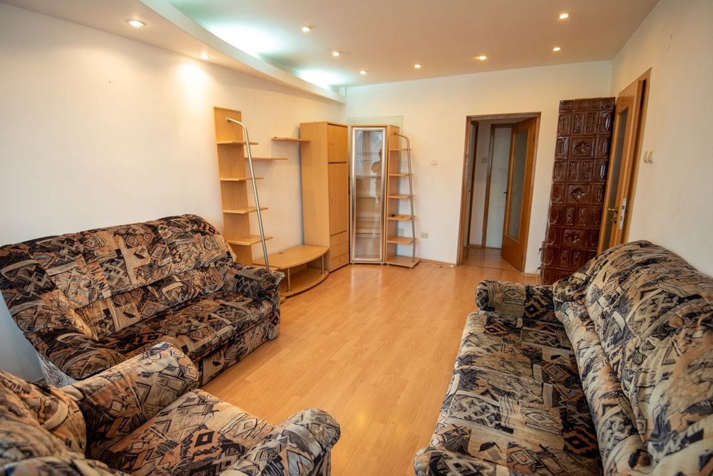 Apartament cu 3 camere strada Cerbului zona Han