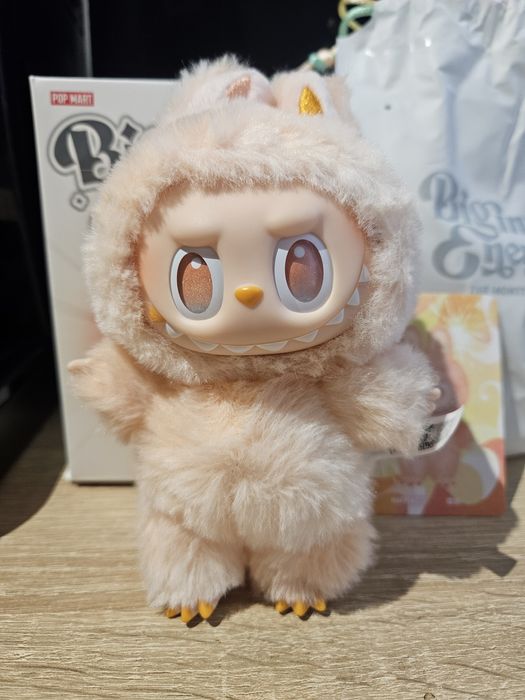 Labubu Big into energy original