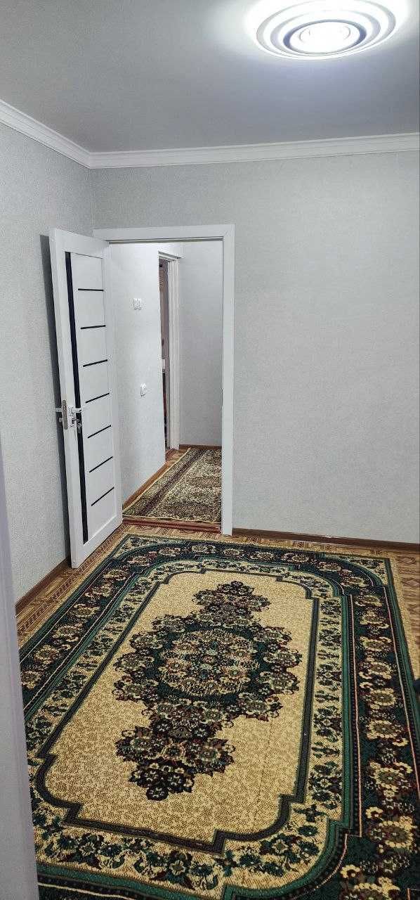 2-комнатная квартира, 2-этаж, ор. Пр. Навоий (Югославский проект)
