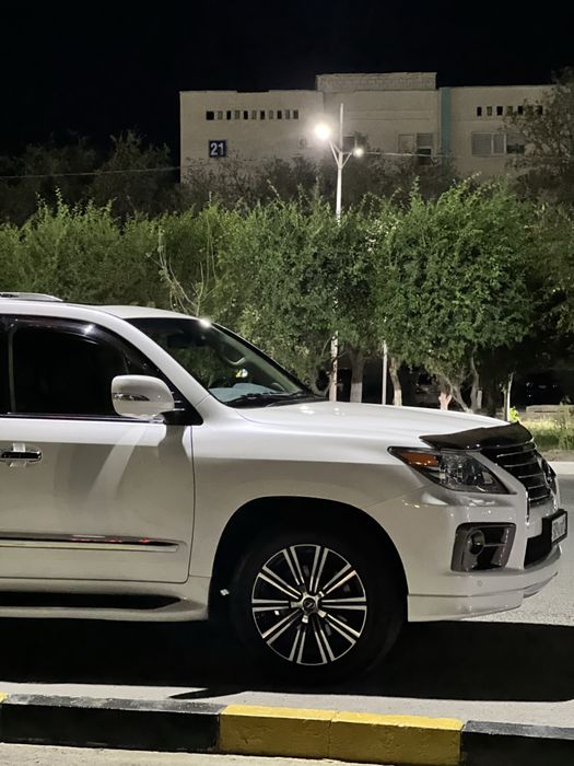 Комплект диски с шинами Lexus Lx570