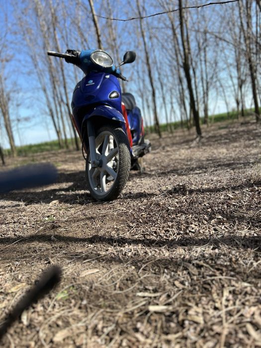 Se vinde piaggio liberty 4t 50cc
