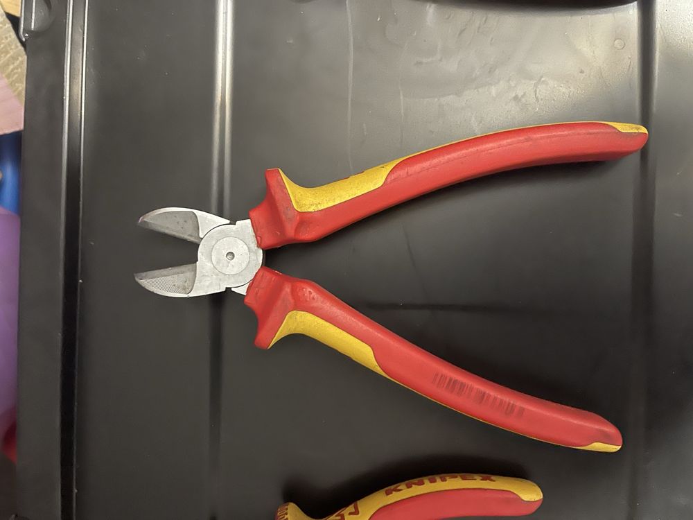 3 sficuri knipex