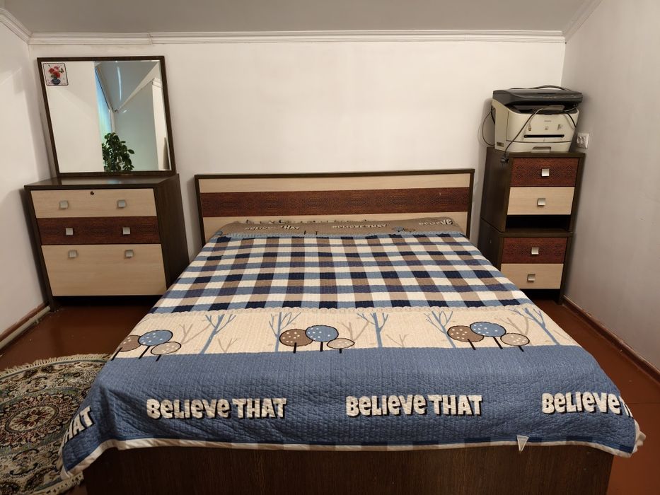 Спальный гарнитур