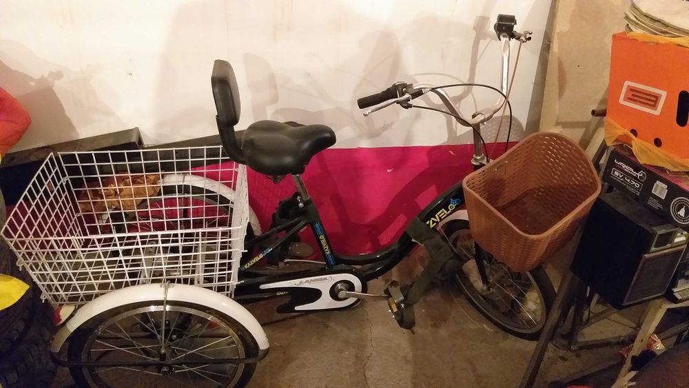 Продаю велотрайк новый