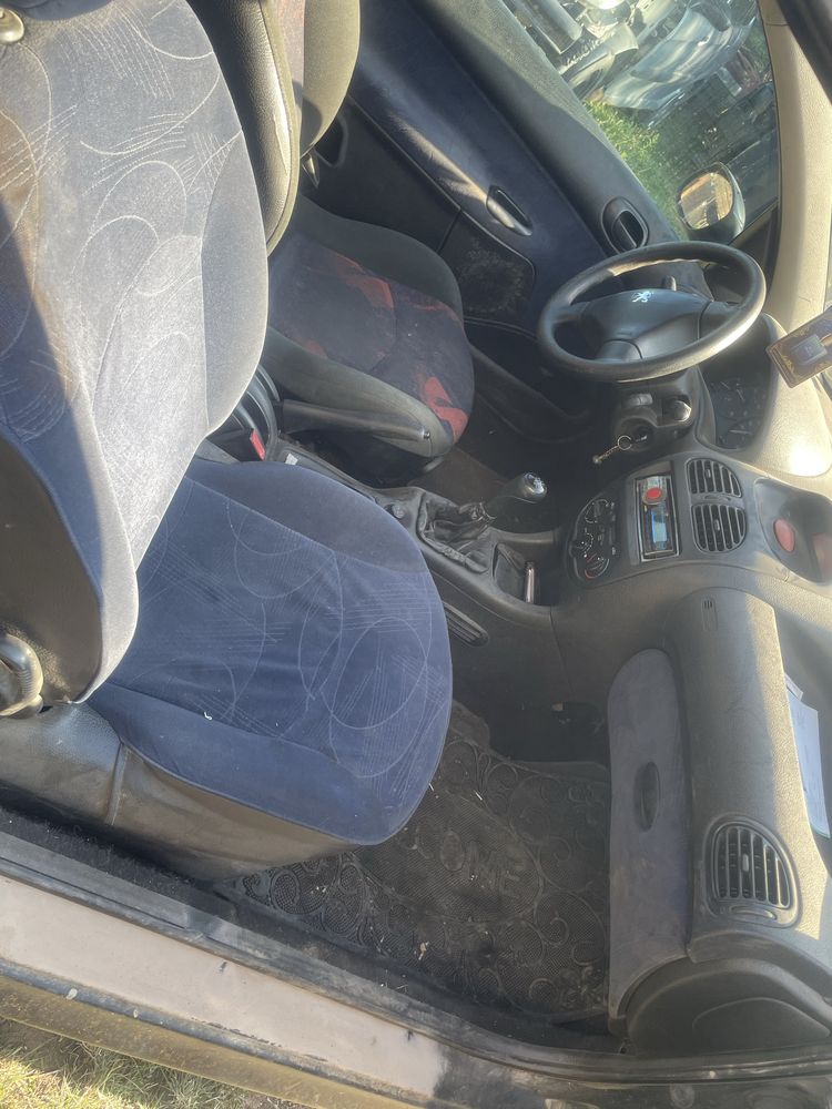 Peugeot 206   1.9D