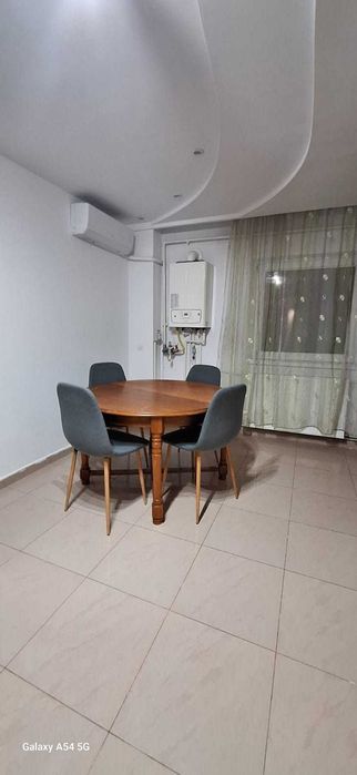 Proprietar închiriez apartament cu 4 camere