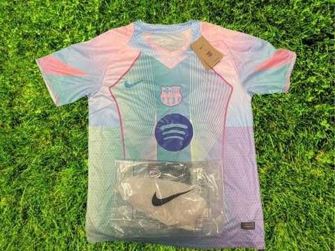 FC BARCELONA 2025/2026 Special Edition Pink Blue Gardient!