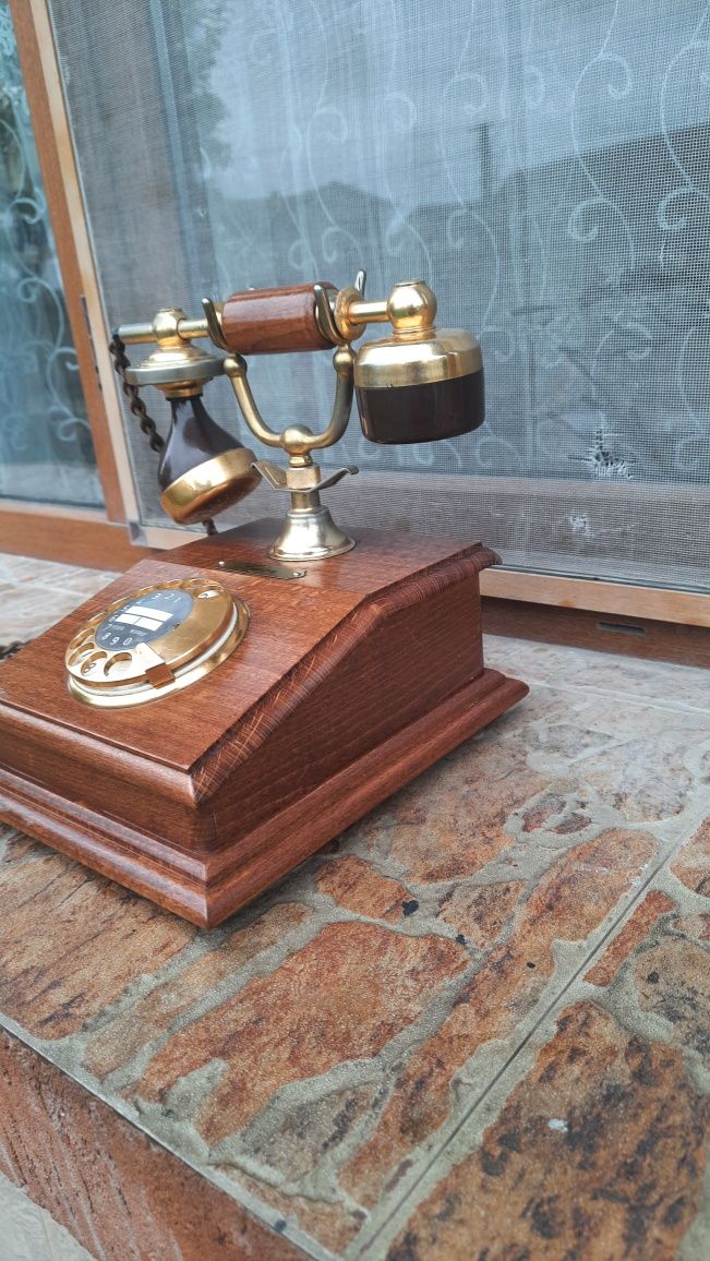 Telefon  vintage  fix