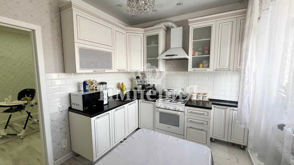 Продам 2 ком кв в мкрн Бирлик Алишер Империя