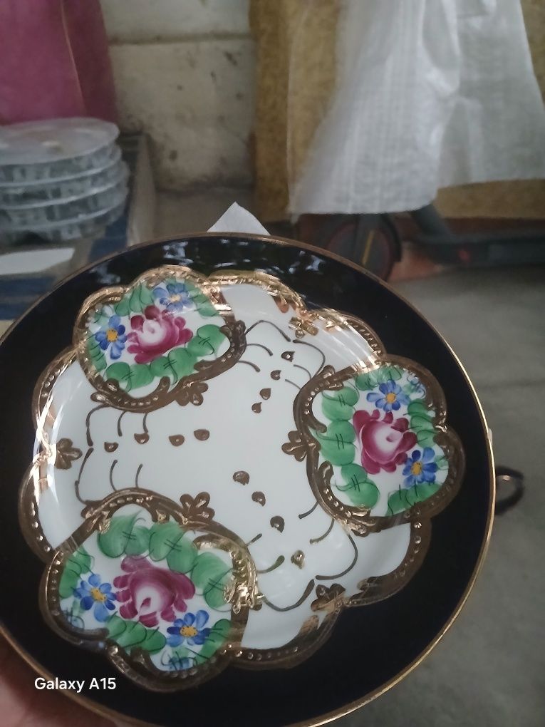Оригинал косса , тарелка, чайник
